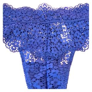 💋✨BNWT Victoria’s Secret blue lace thong!✨💋